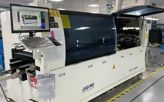 Referencia de HDI y microvía